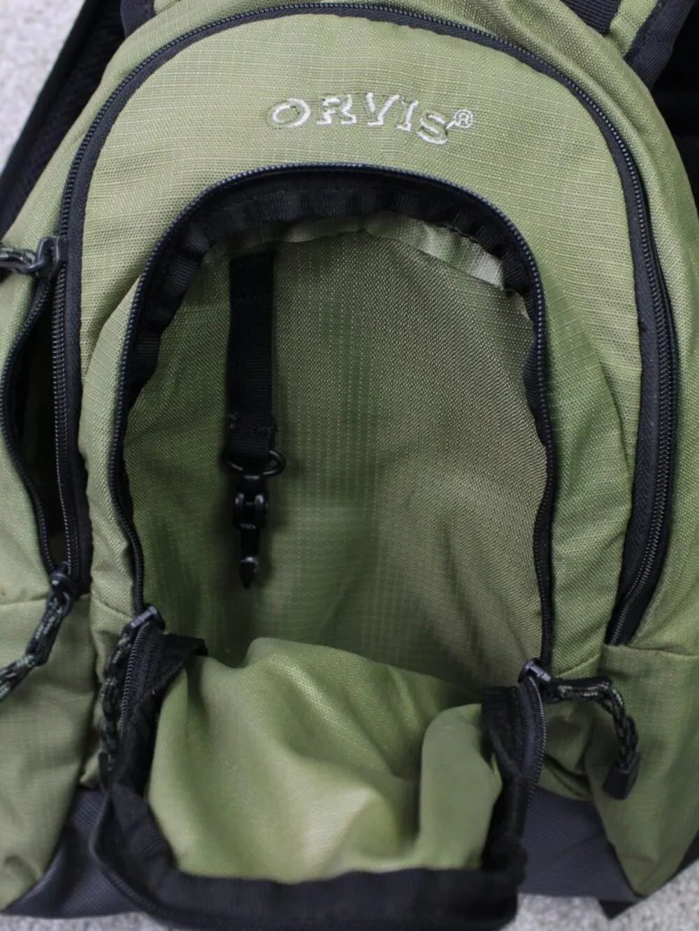 Orvis Fly Fishing Backpack Adult Green Safe Passage Pack 3 Bag Compartment